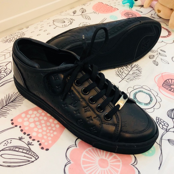 Authentic new Louis Vuitton shoes size 37 1/2 - Picture 3 of 3